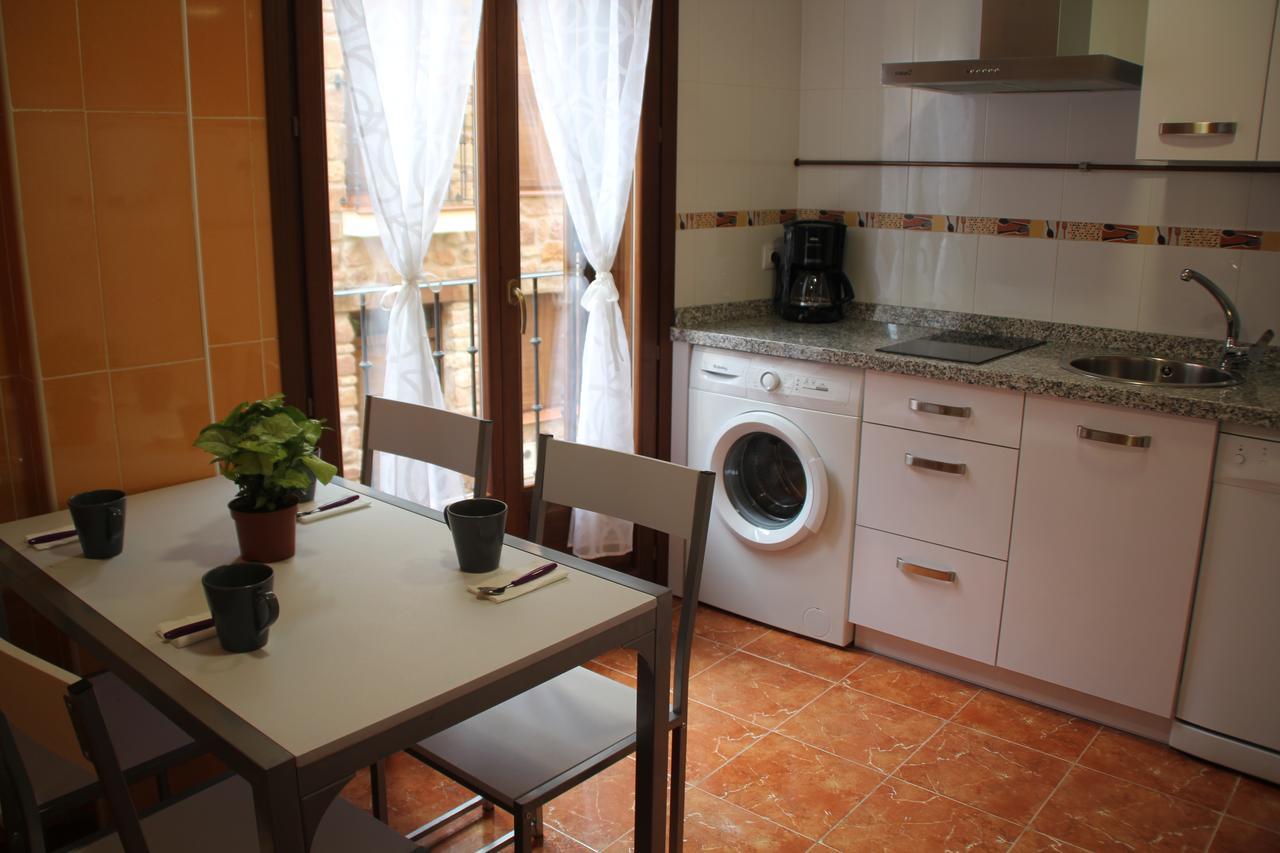 Apartamentos San Lazaro Ezcaray Eksteriør bilde