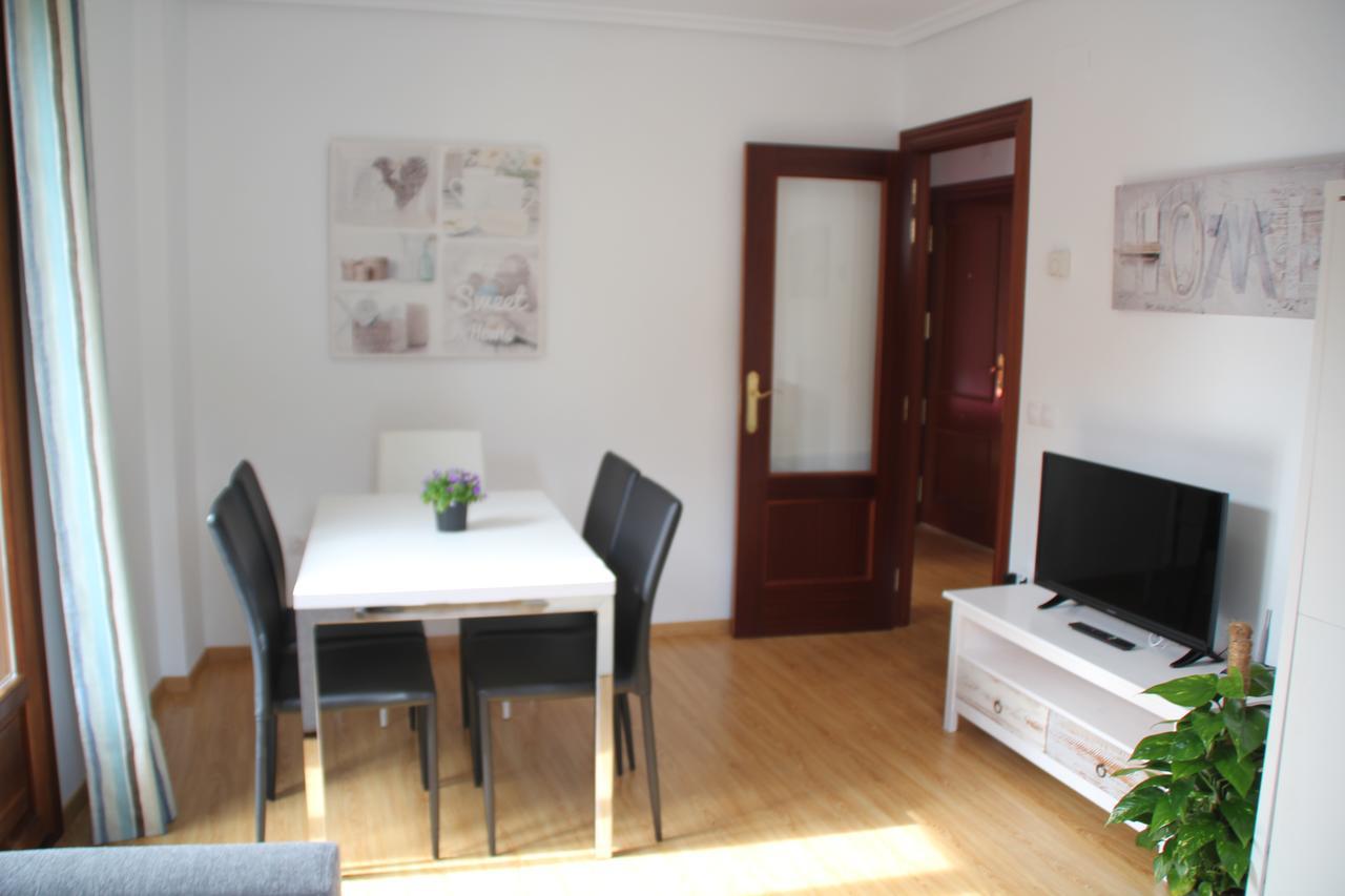 Apartamentos San Lazaro Ezcaray Eksteriør bilde