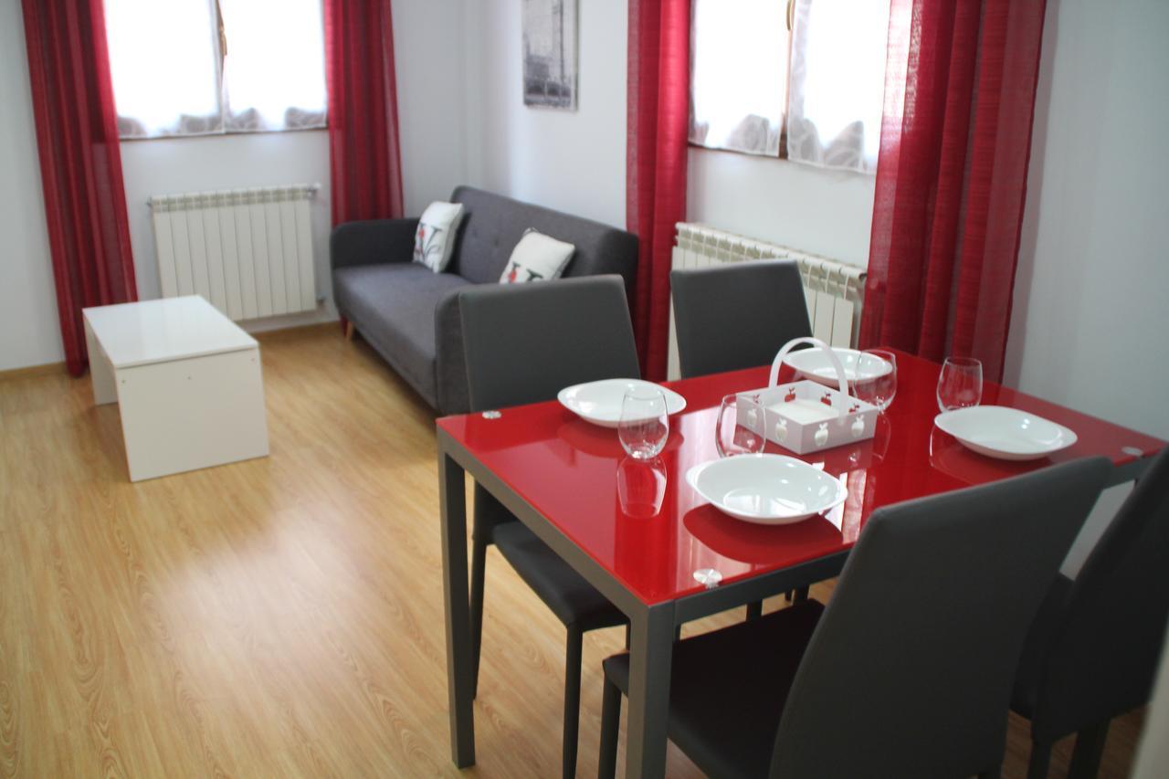 Apartamentos San Lazaro Ezcaray Eksteriør bilde